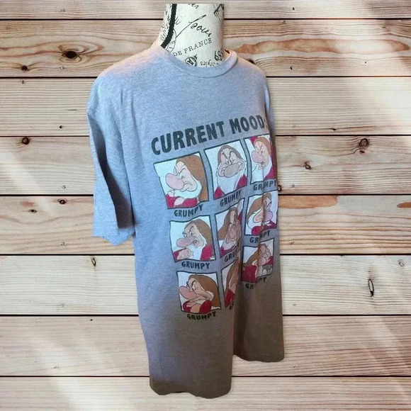 DISNEY LARGE GRAY T SHIRT WITH CURRENT MOOD - Picture 2 of 7